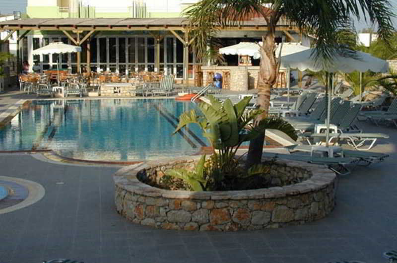 Vickys Studios Faliraki Rhodes City Exterior photo